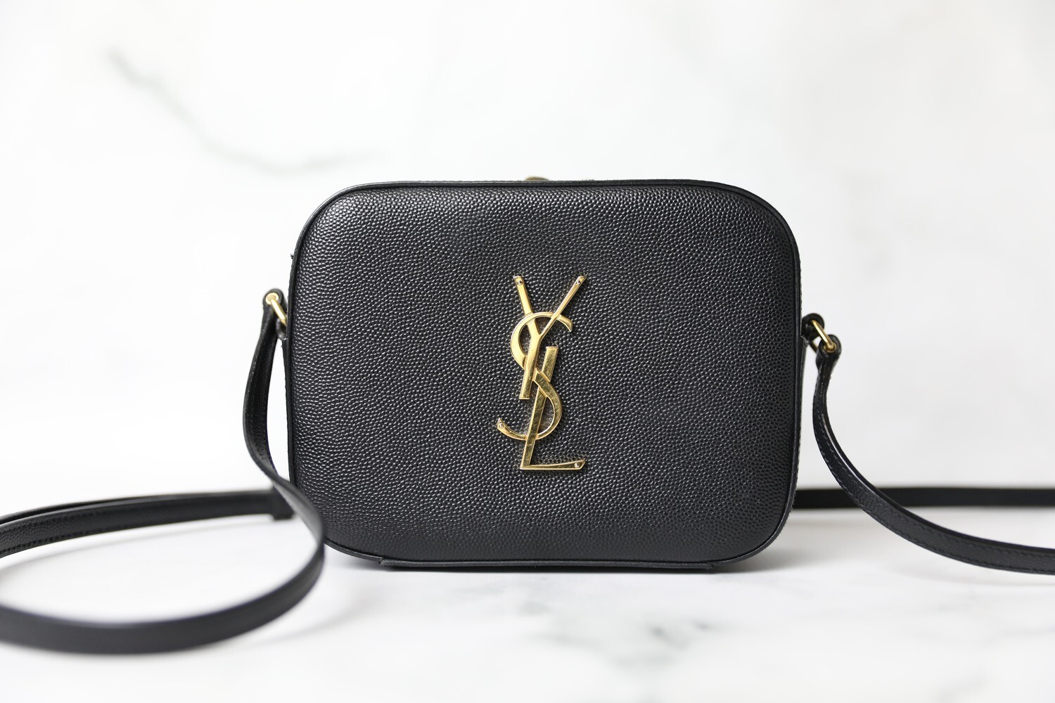 Saint Laurent Blogger, Black Pebbled Leather with Gold Hardware, Preowned in Dustbag WA001