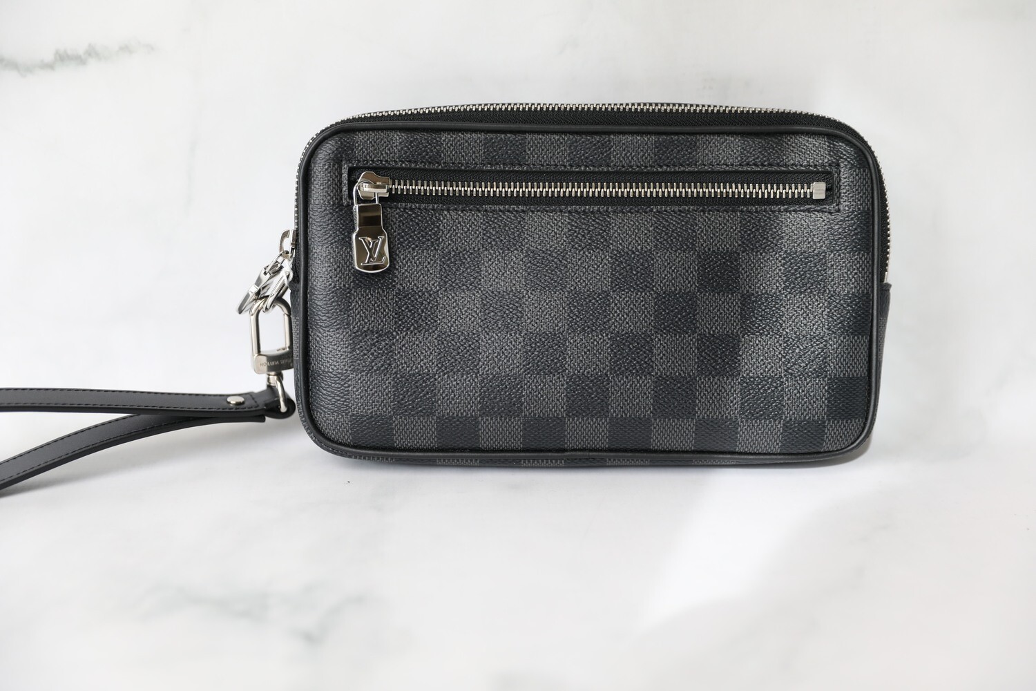 Louis Vuitton Wristlet, Damier Graphite, Preowned. No Dustbag WA001