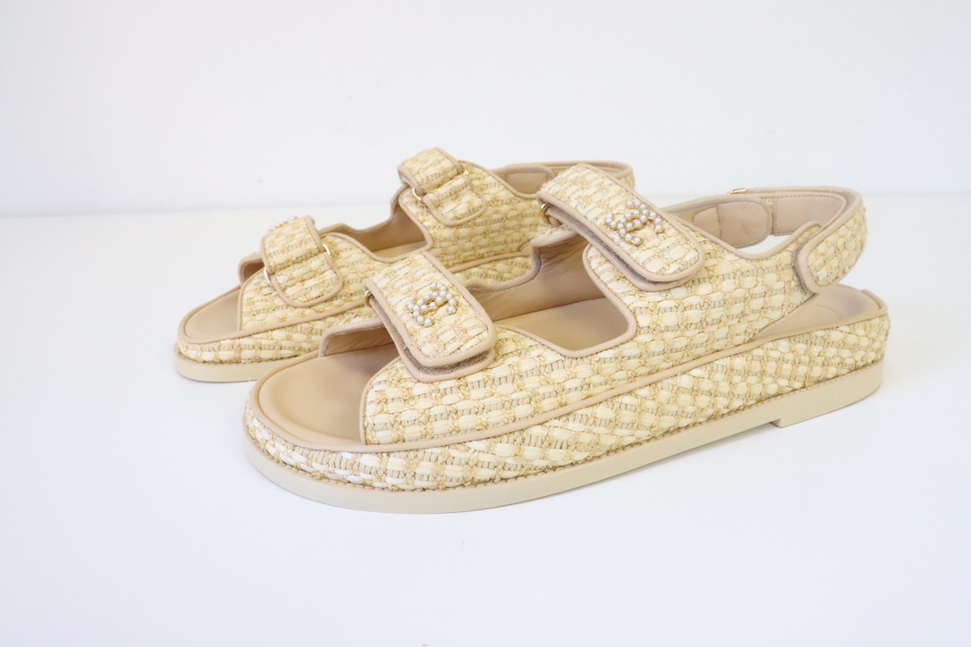 Chanel Shoes Sandals Raffia Gate 5 Dad, Size 39.5, New in Box WA001