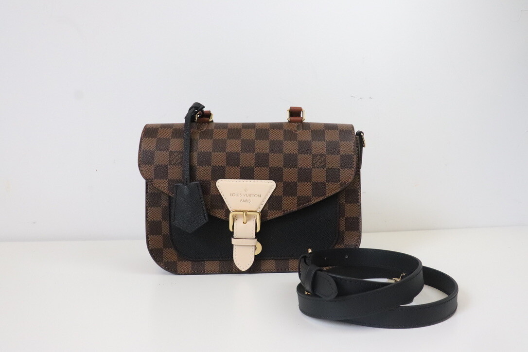 Louis Vuitton Beaumarchais, Damier Ebene, Like New, In Dustbag