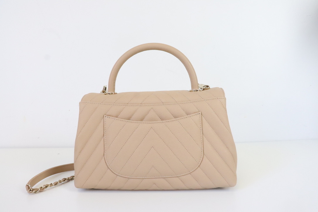 Chanel Coco Handle Medium 20P Beige Chevron Matte Caviar
