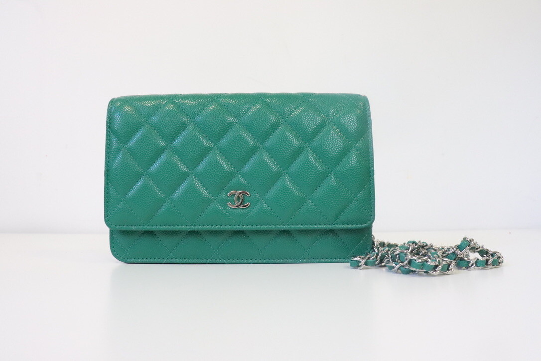 dark green chanel wallet