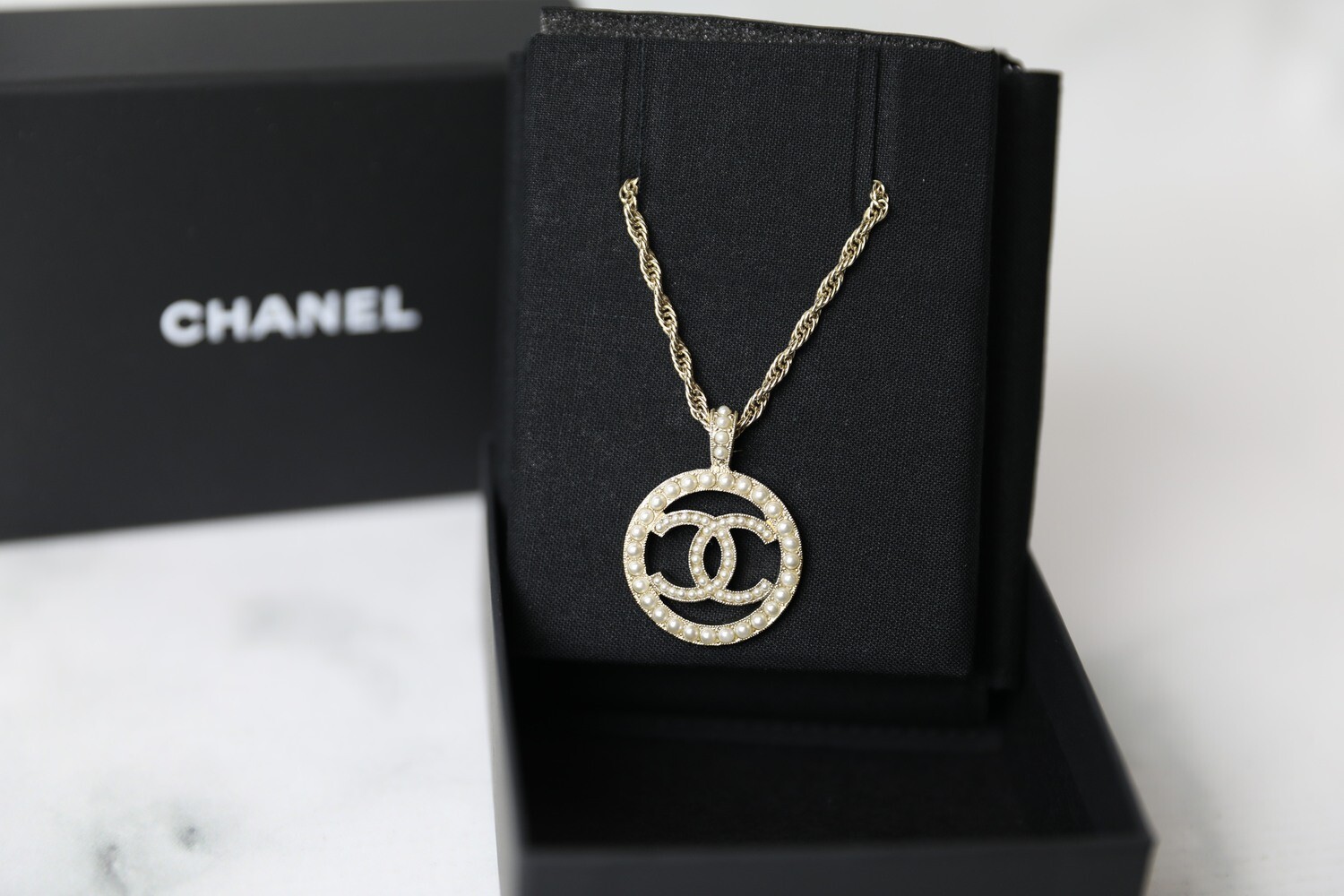 Chanel Pearl Necklace, Golden, New in Box WA001