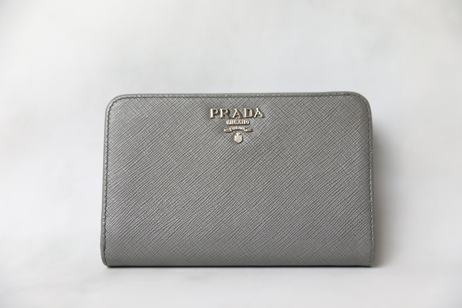 Prada Wallet, Grey, As New in Box WA001