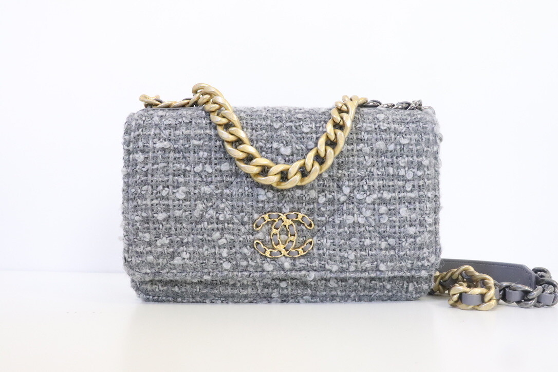 Chanel Wallet on Chain 19 Grey Tweed, New in Box