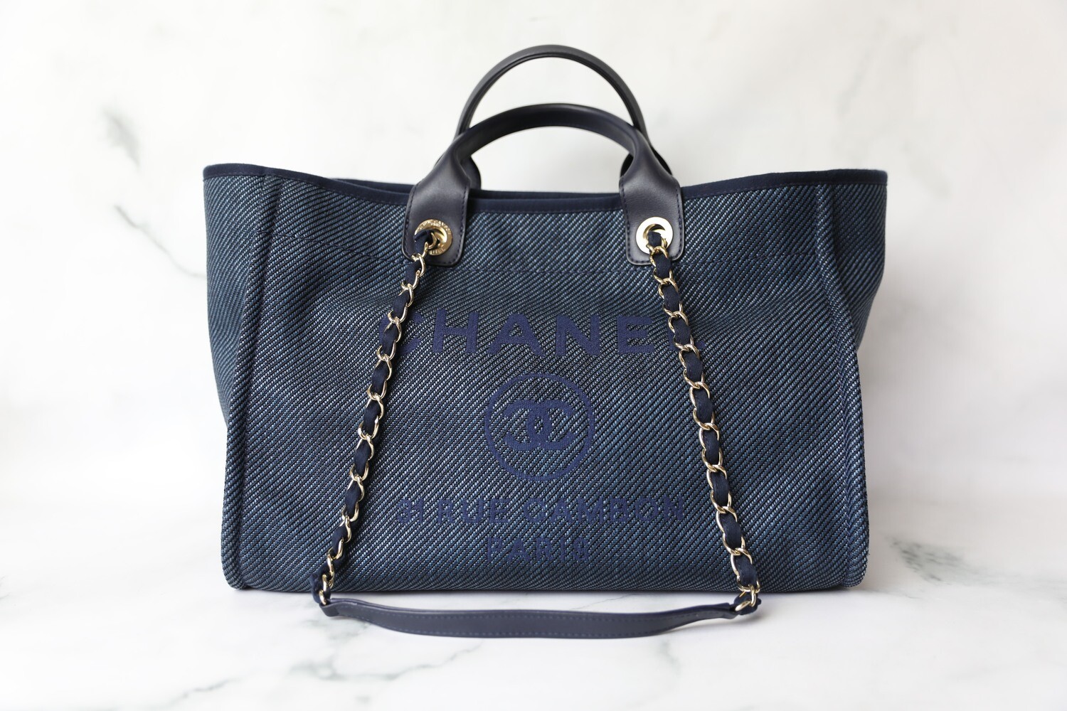 Chanel Deauville Large, Navy Canvas, New in Dustbag WA001