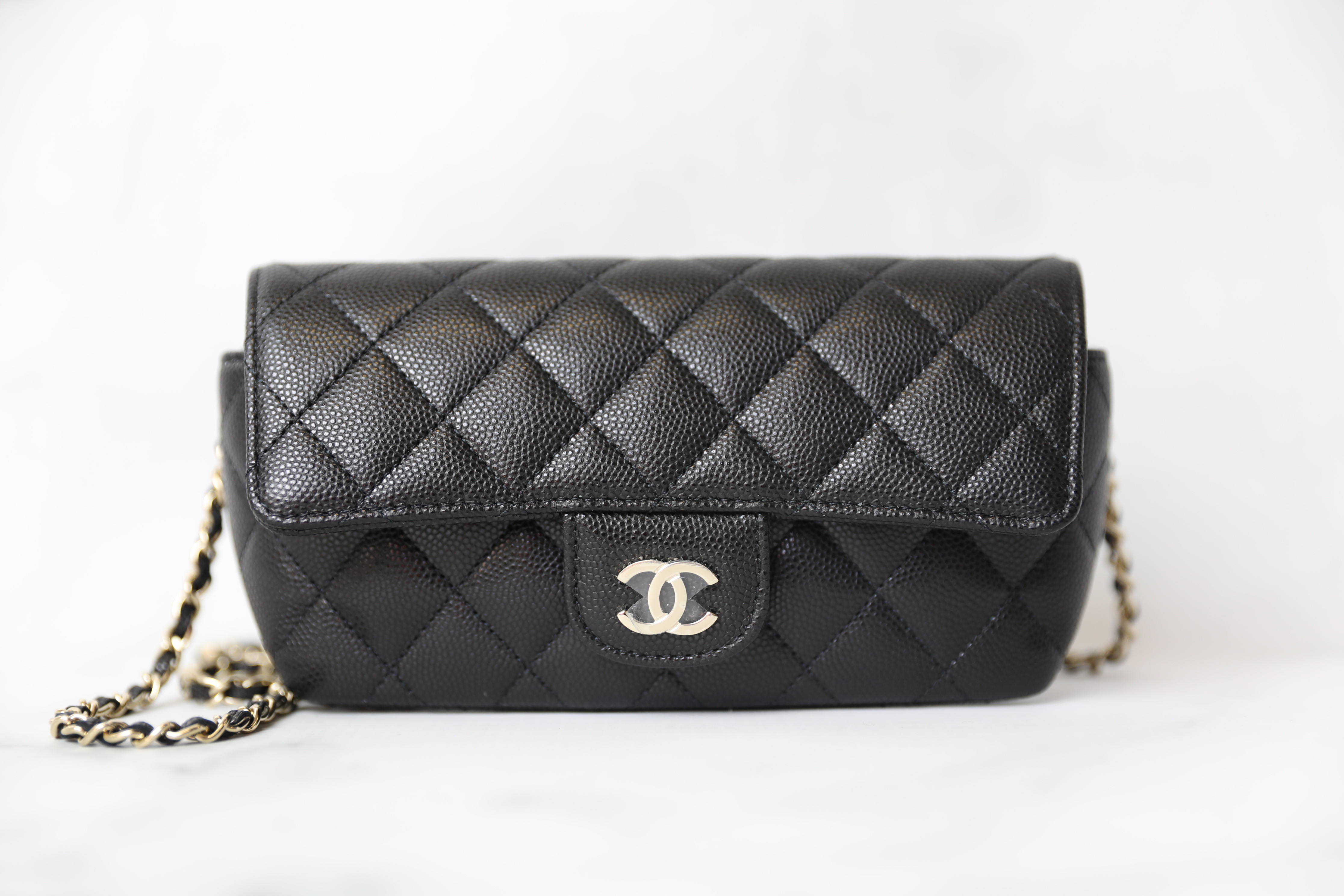 Shop CHANEL Glasses Case With Classic Chain (AP2044 Y33352 C3906