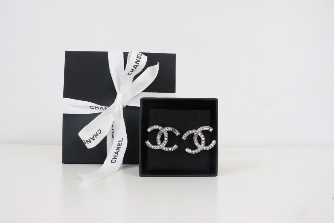 Chanel Earrings Ruthenium CC Studs, New in Box