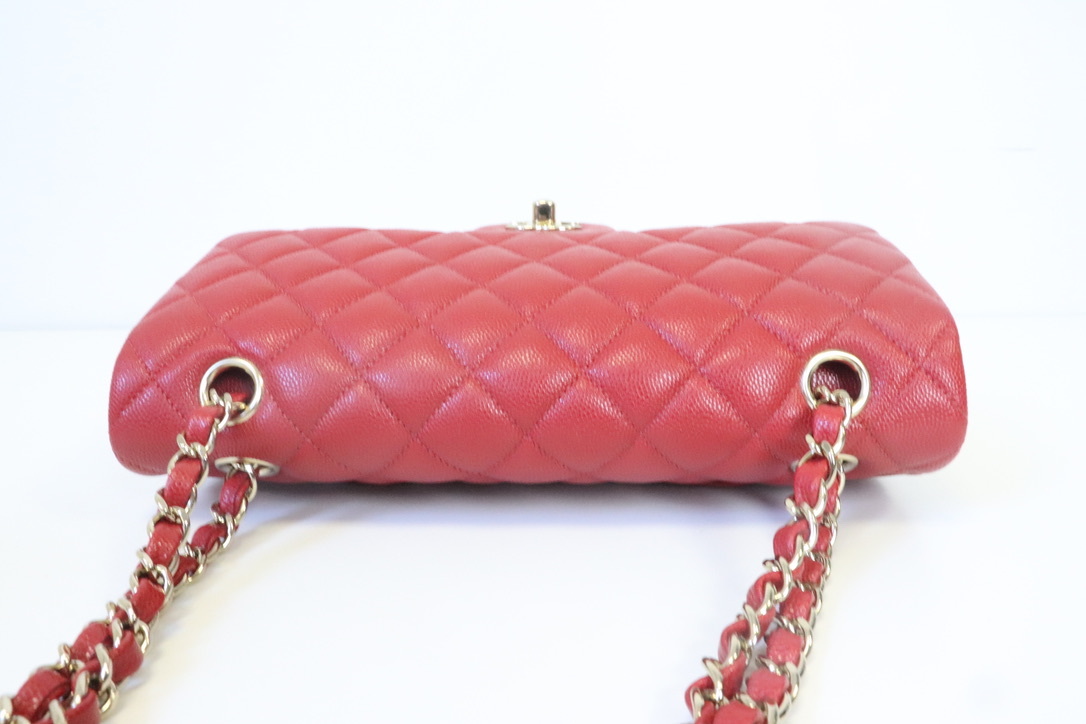 Chanel Classic Medium Double Flap, 19B Red Caviar Leather, Gold Hardware,  Preowned in Box - Julia Rose Boston