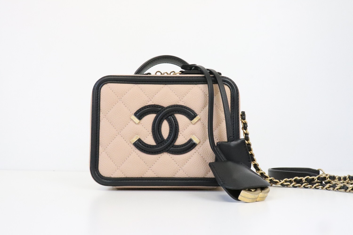 Chanel Vanity Filigree Small, Beige and Black Caviar Leather, Antique Gold Hardware, Preowned in Dustbag