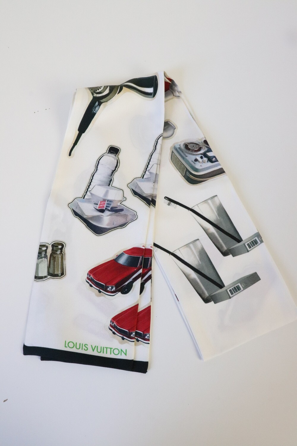 Louis Vuitton Twilly White Car, New - No Box