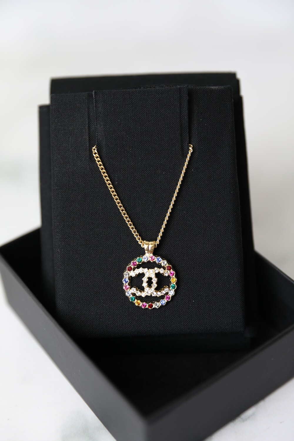 Chanel necklace circle deals