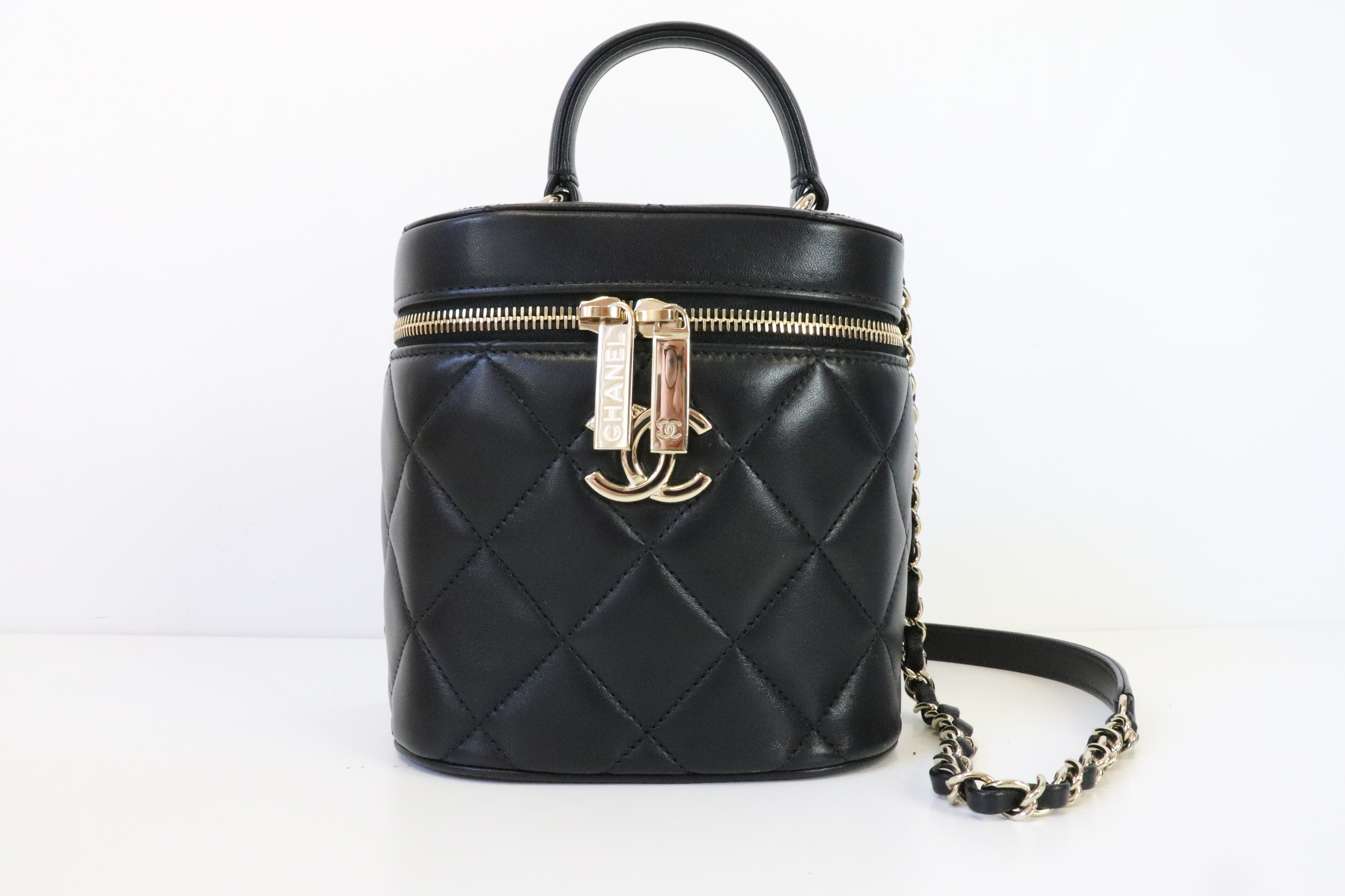 Chanel Vanity Trendy Black, Like New, in Dustbag