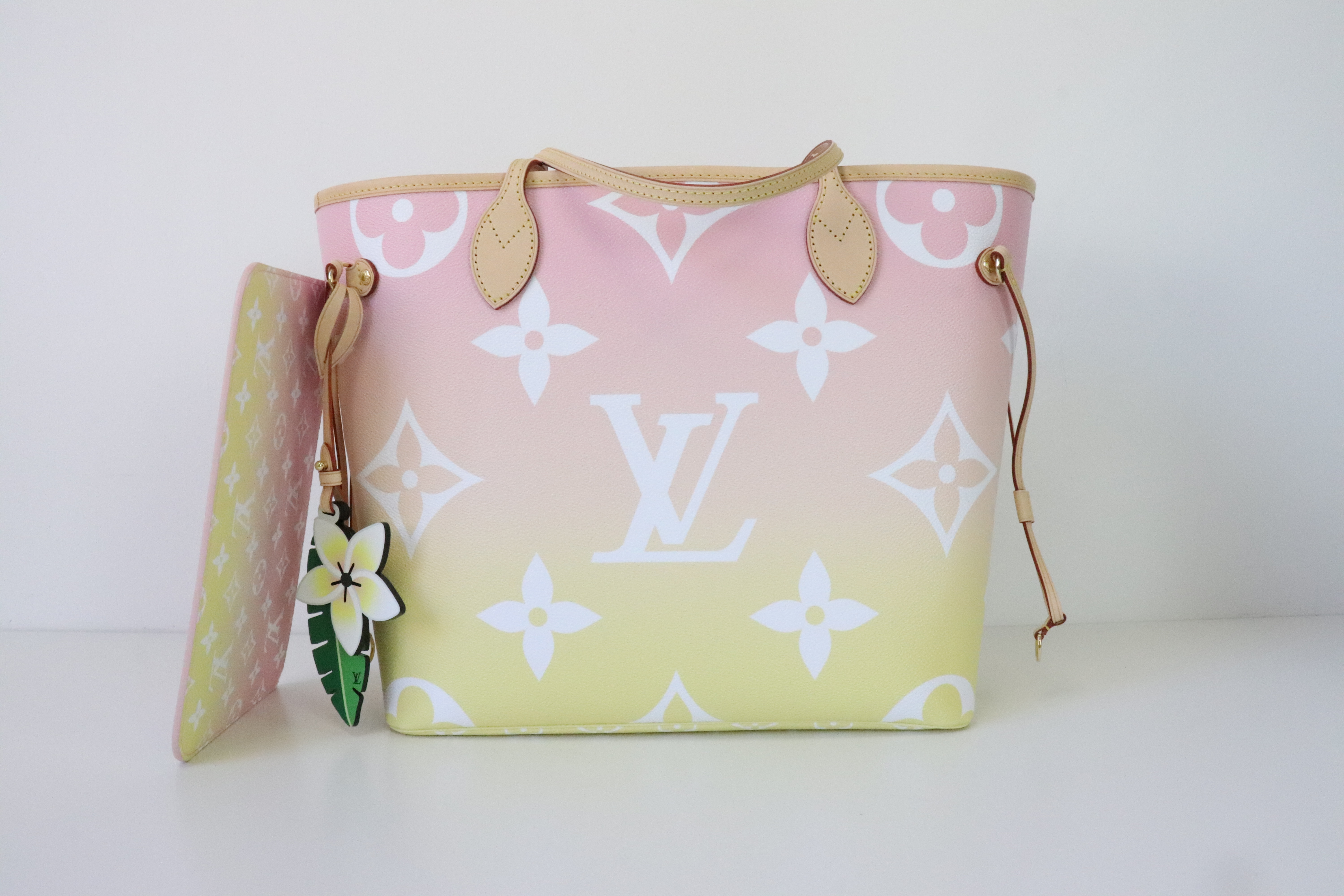 Louis Vuitton LV by The Pool Neverfull mm, Pink, One Size
