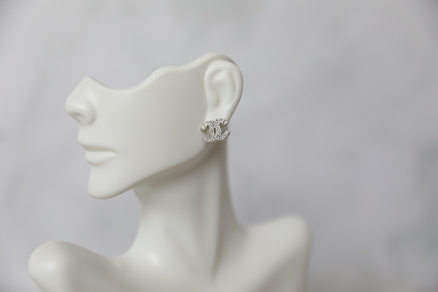 Chanel Stud Earrings Crystal Inlay, Preowned in Box WA001