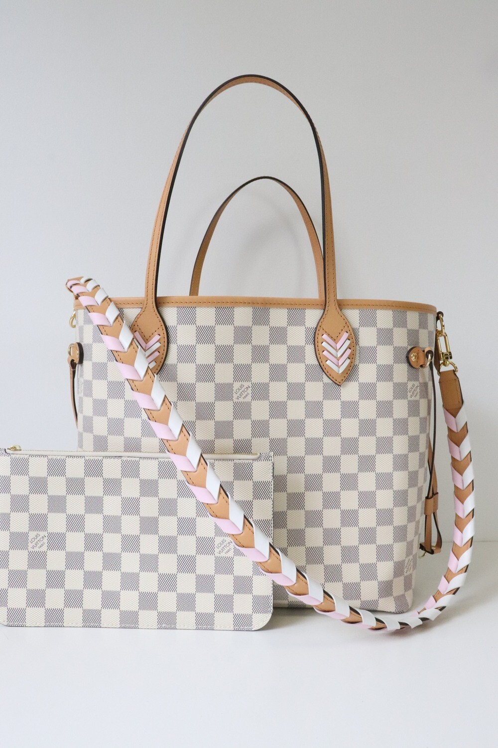 Louis Vuitton Neverfull MM Azur with Strap, New in Dustbag - Julia
