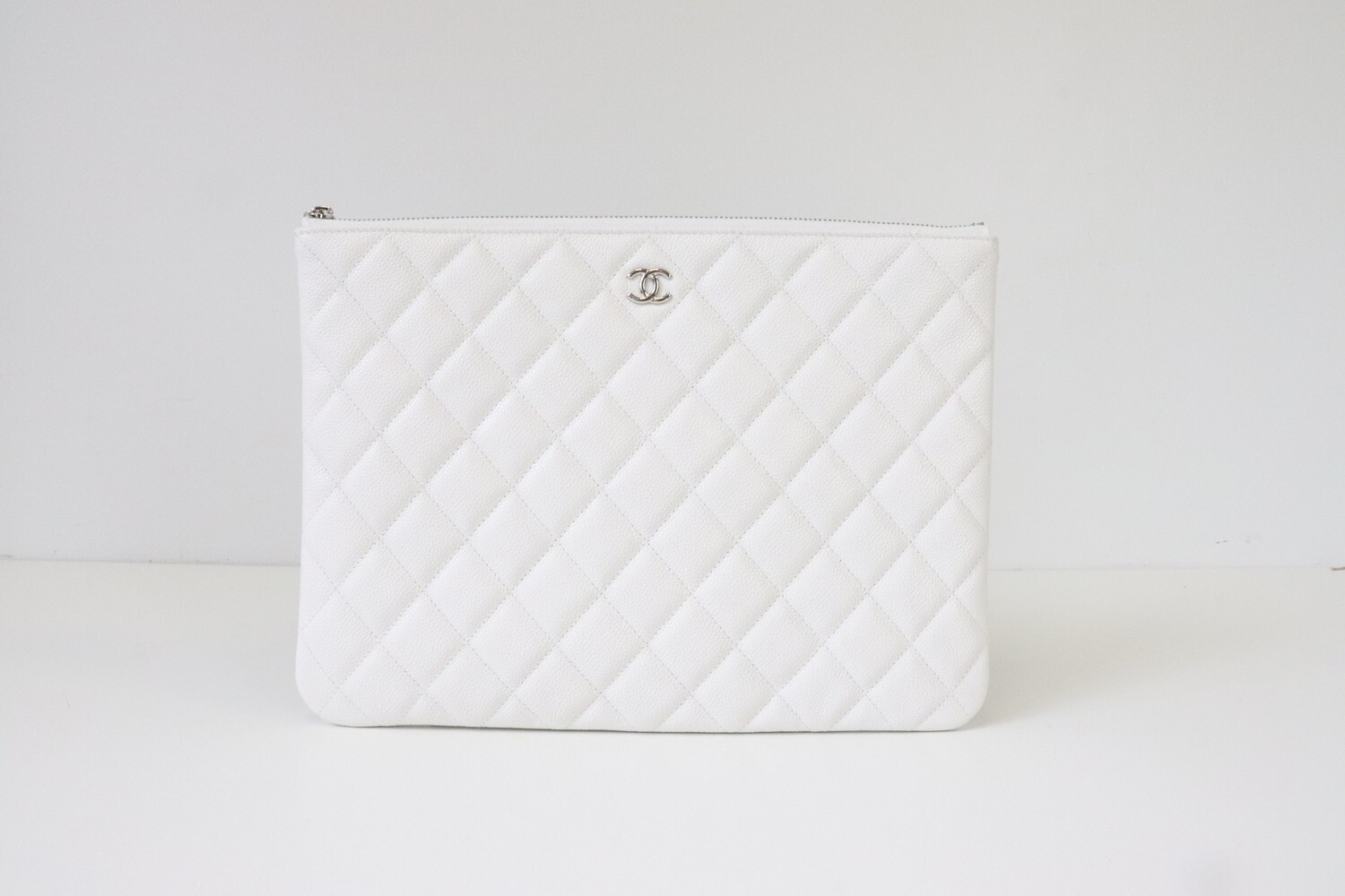 Chanel O Case, White Caviar Leather, Silver Hardware, As New in Box