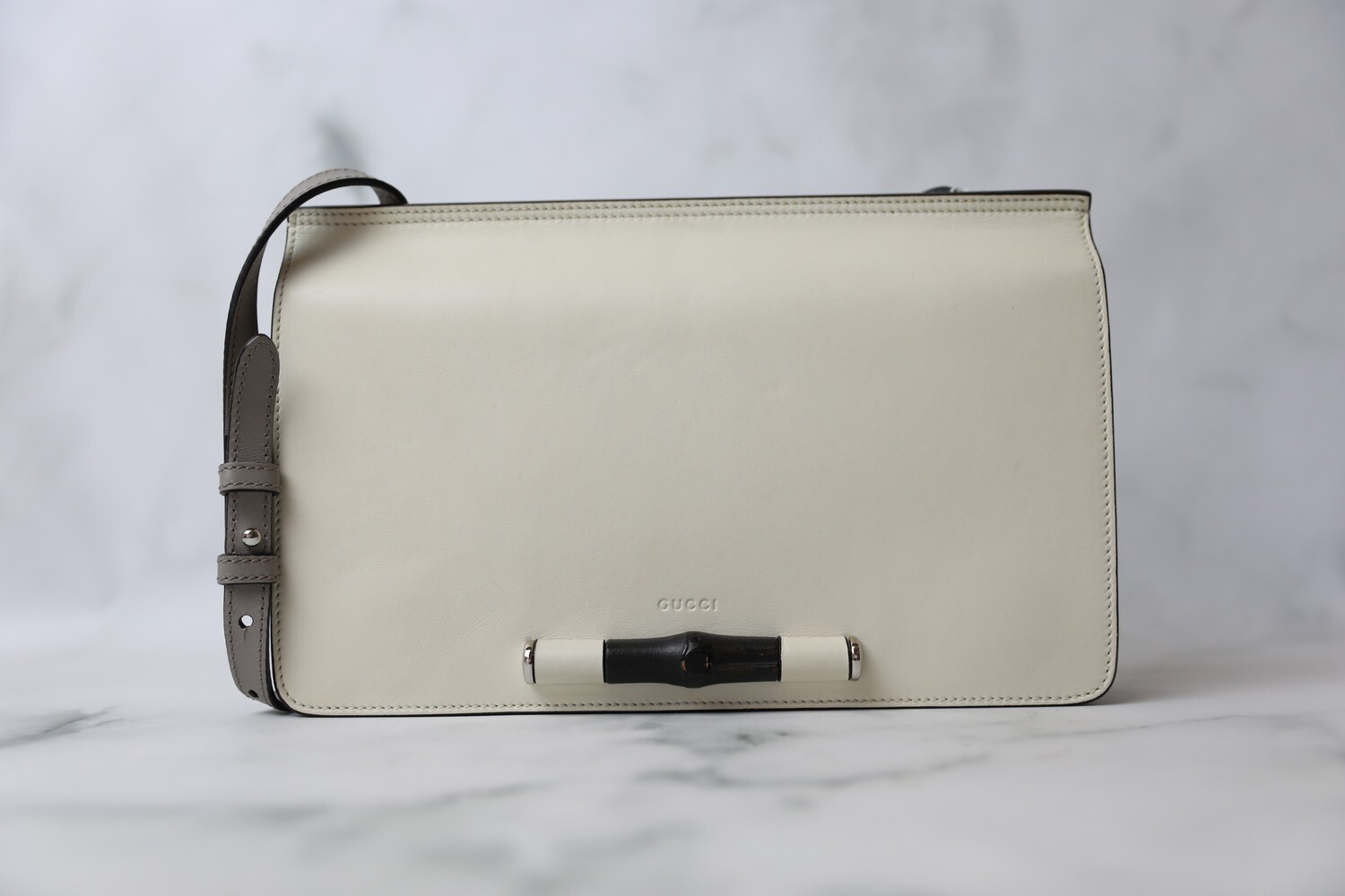 Gucci Lady Bamboo, White, Preowned in Dustbag WA001
