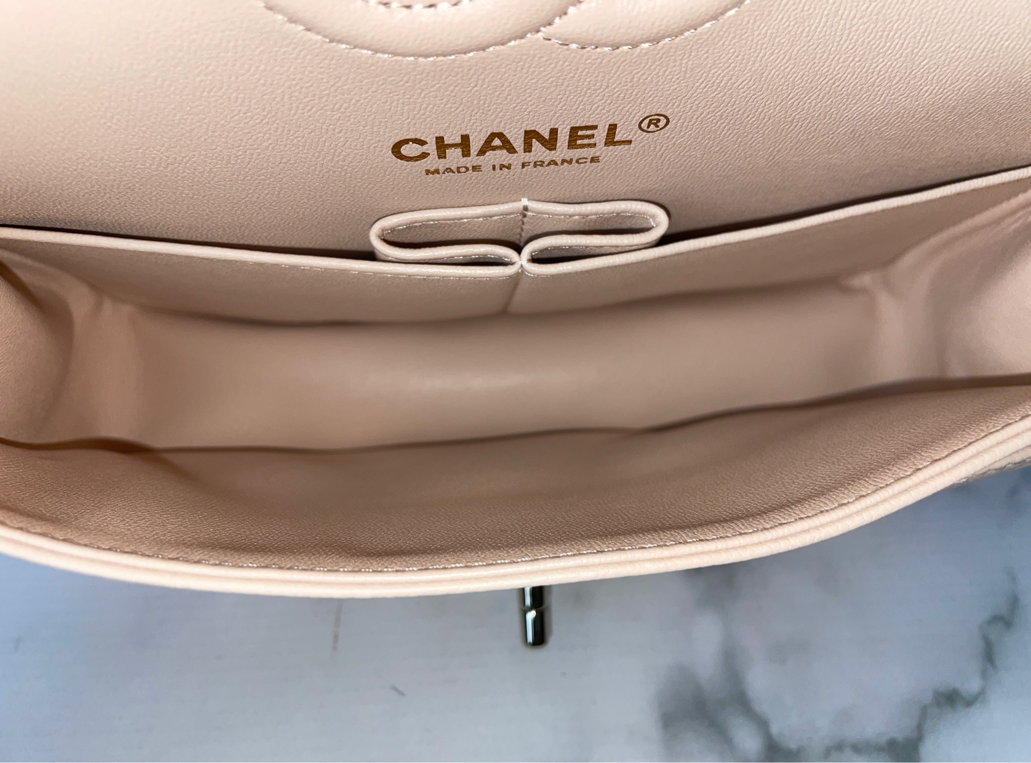 Chanel Beige Chevron Caviar Pocket Camera Bag Medium Q6BASU0FI7001