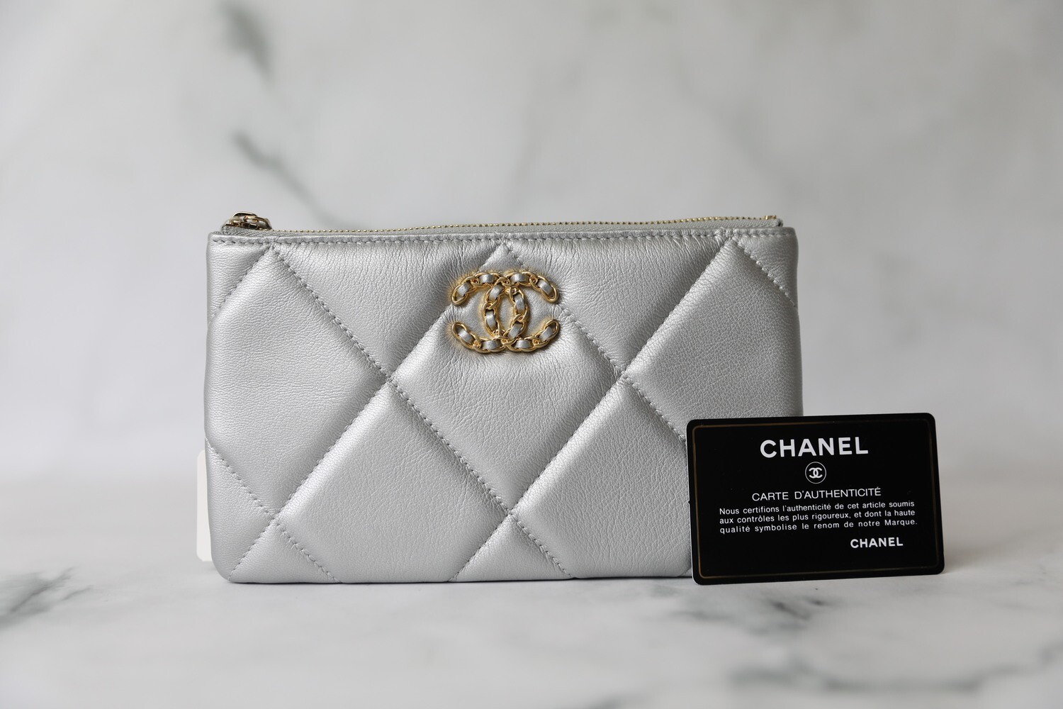 Chanel 19 O Case Medium, Silver Lambskin, New in Box WA001 - Julia Rose  Boston