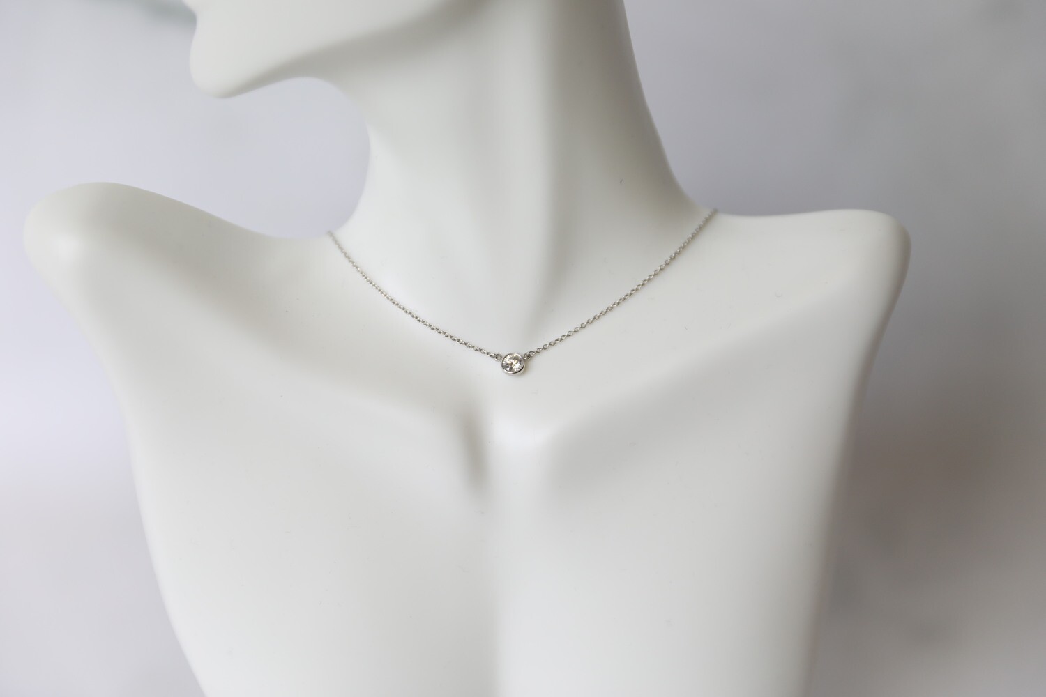 Tiffany &amp; Co Round Diamond Pendant Necklace, .24ct with Platinum, New in Box WA001