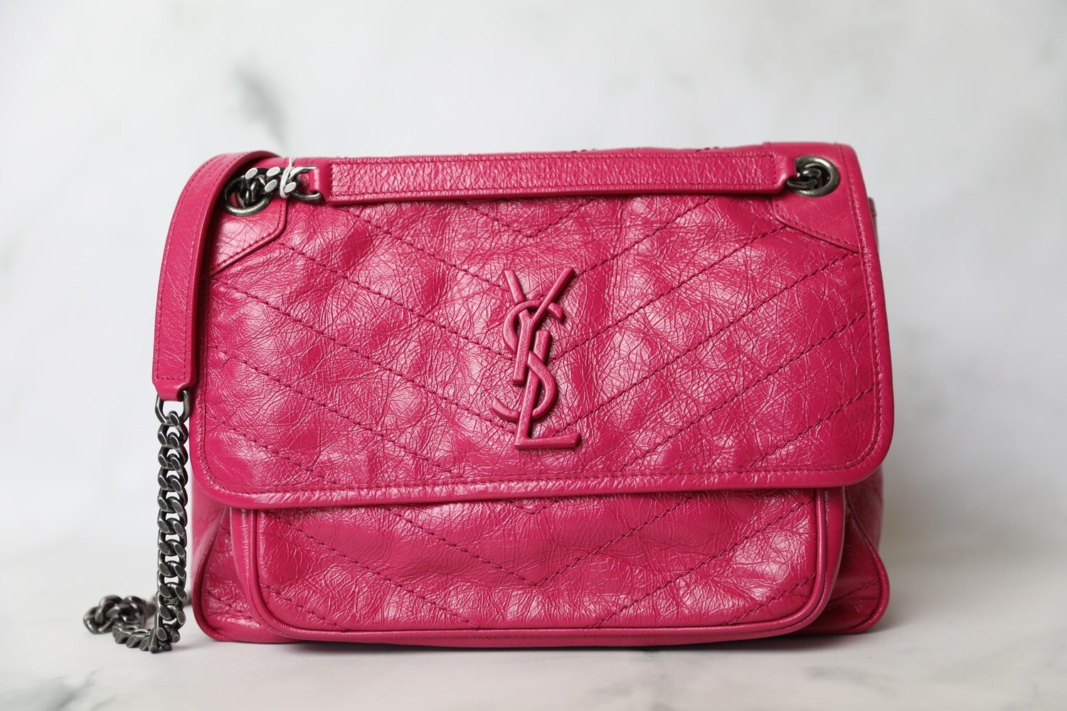 Saint Laurent Nikki Medium, Pink, Preowned in Dustbag WA001