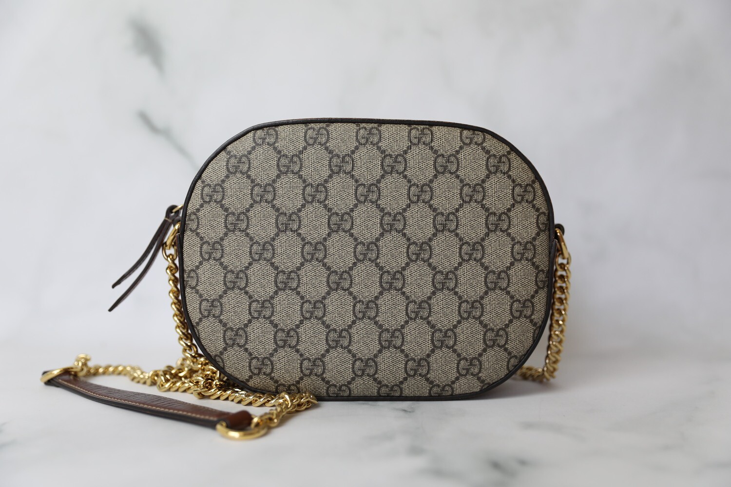 Gucci GG Mini Round Crossbody, Monogram Canvas, Preowned in Dustbag WA001