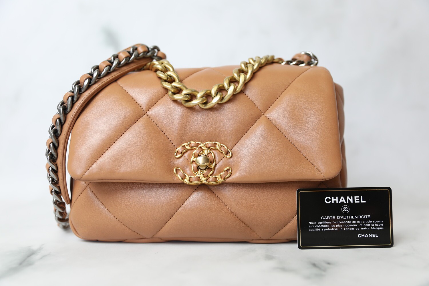 Chanel 19 Classic,21P Caramel Lambskin Leather, Preowned in Box WA001