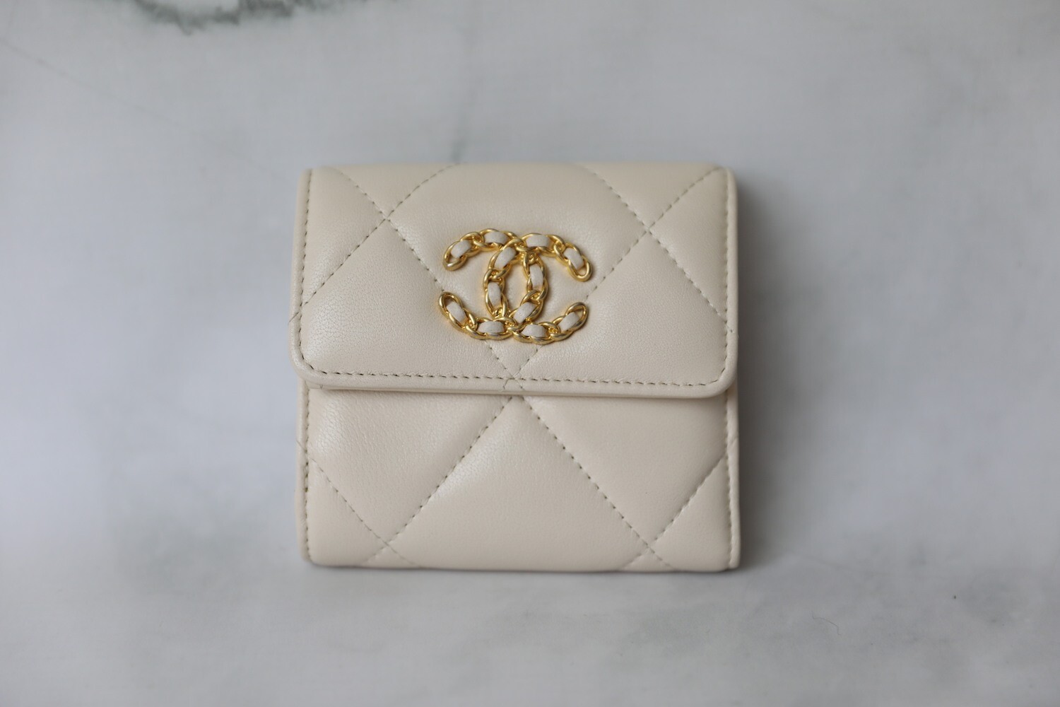 Chanel SLG 19 Trifold Wallet, Beige lambskin, Preowned in Box WA001