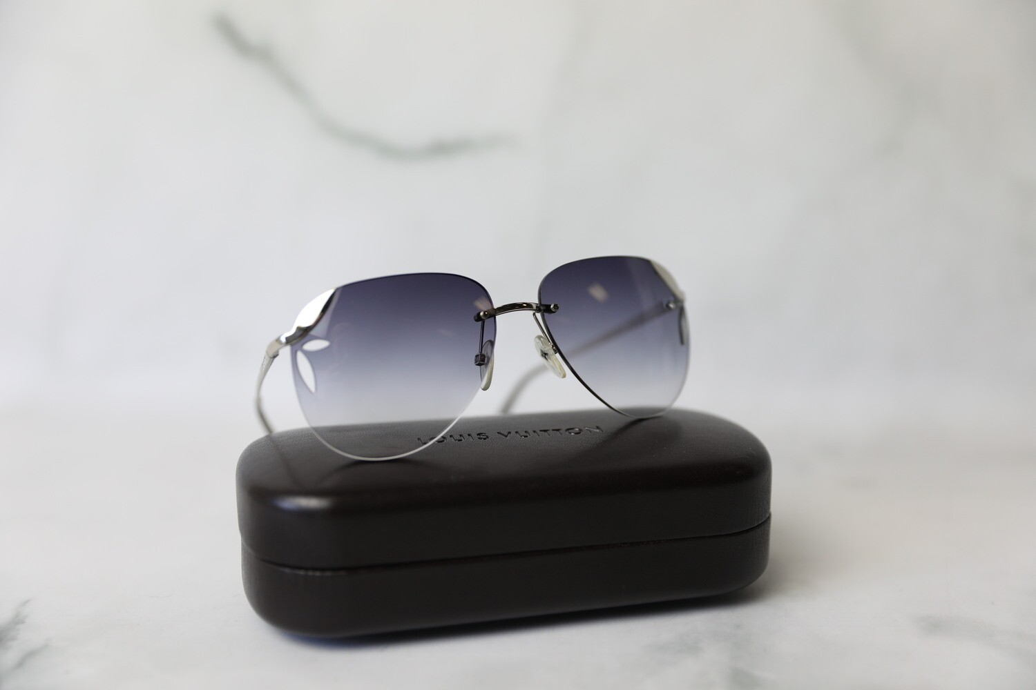 Louis Vuitton Lila Pilot Aviator Sunglasses, Purple Grey Ombre, Preowned in  Case WA001
