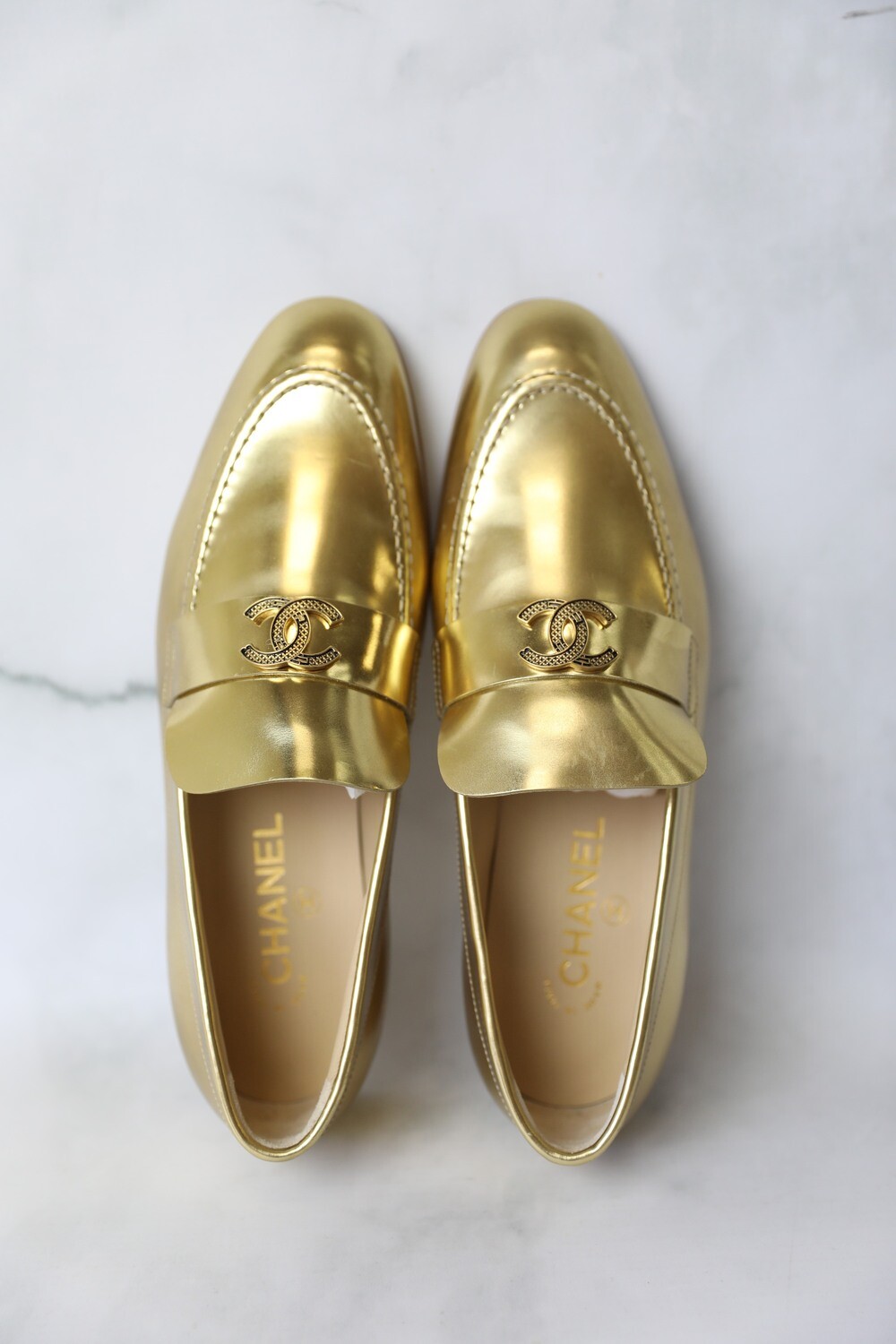Chanel Loafers, Gold, Size 39, New in Box WA001