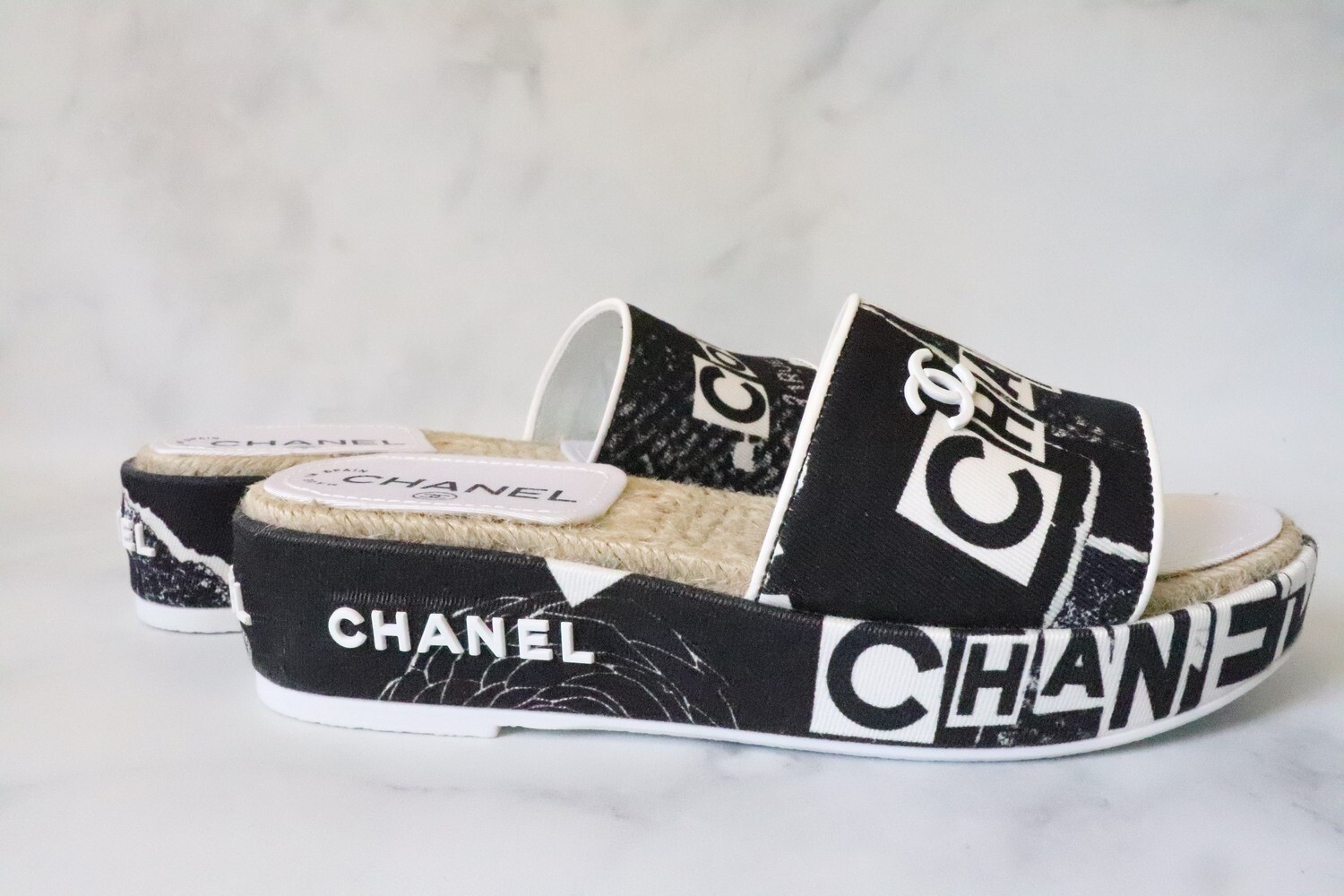 Chanel Shoes Mules Printed Fabric White/Black 20P, New in Box