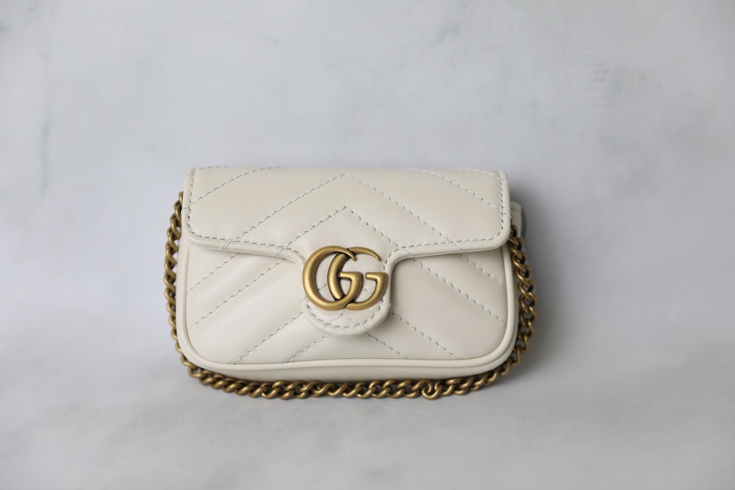Gucci Marmont Coin Purse with Chain, White, New in Box