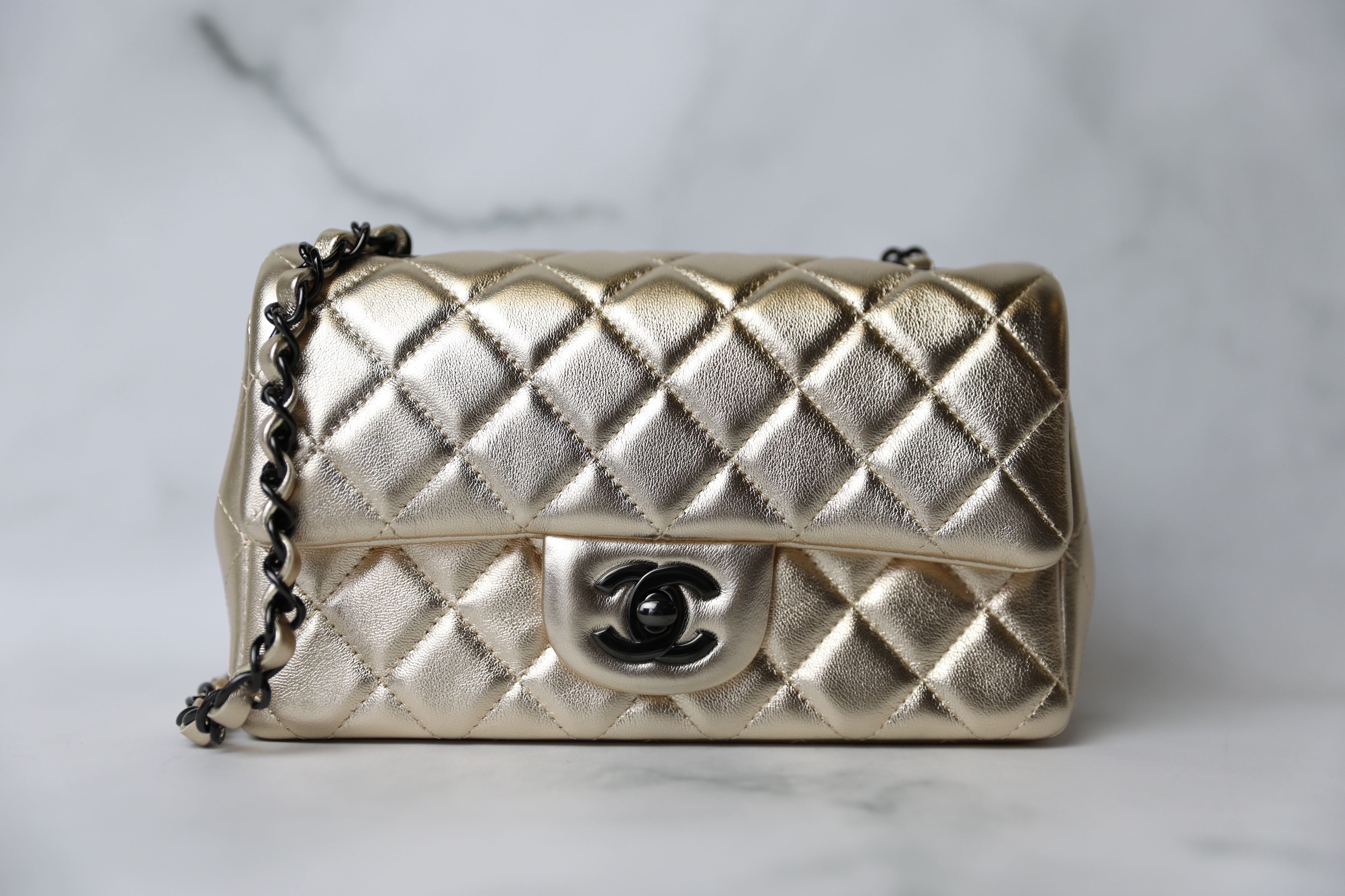 Chanel Mini Vanity, White Caviar Leather, Aged Gold Hardware, New in Box  MA001