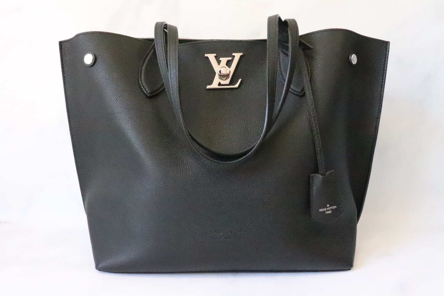 Louis Vuitton Tote, Black, Preowned in Dustbag