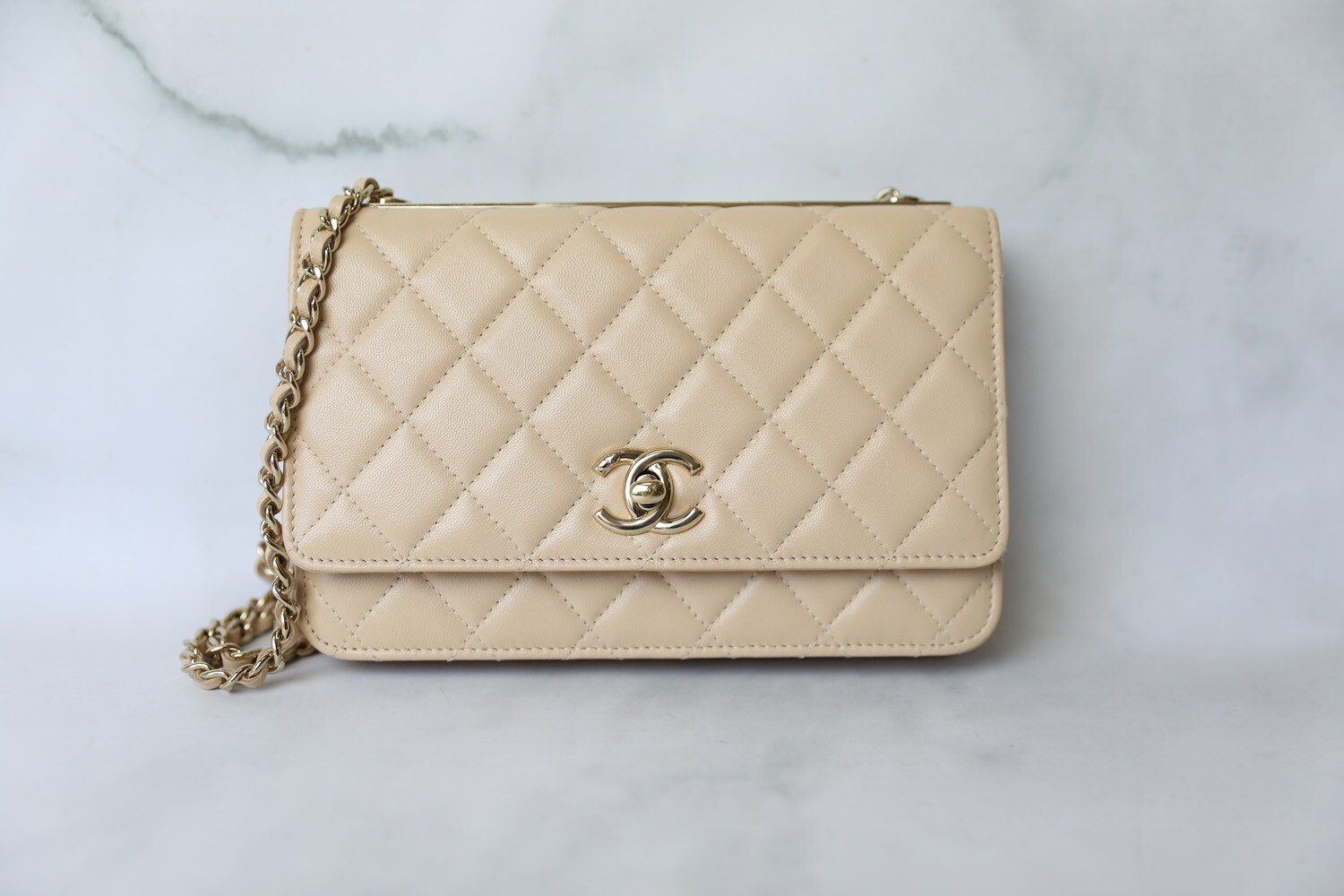 Chanel Trendy Wallet on Chain, Beige Lambskin with Gold Hardware, Preowned in Box WA001
