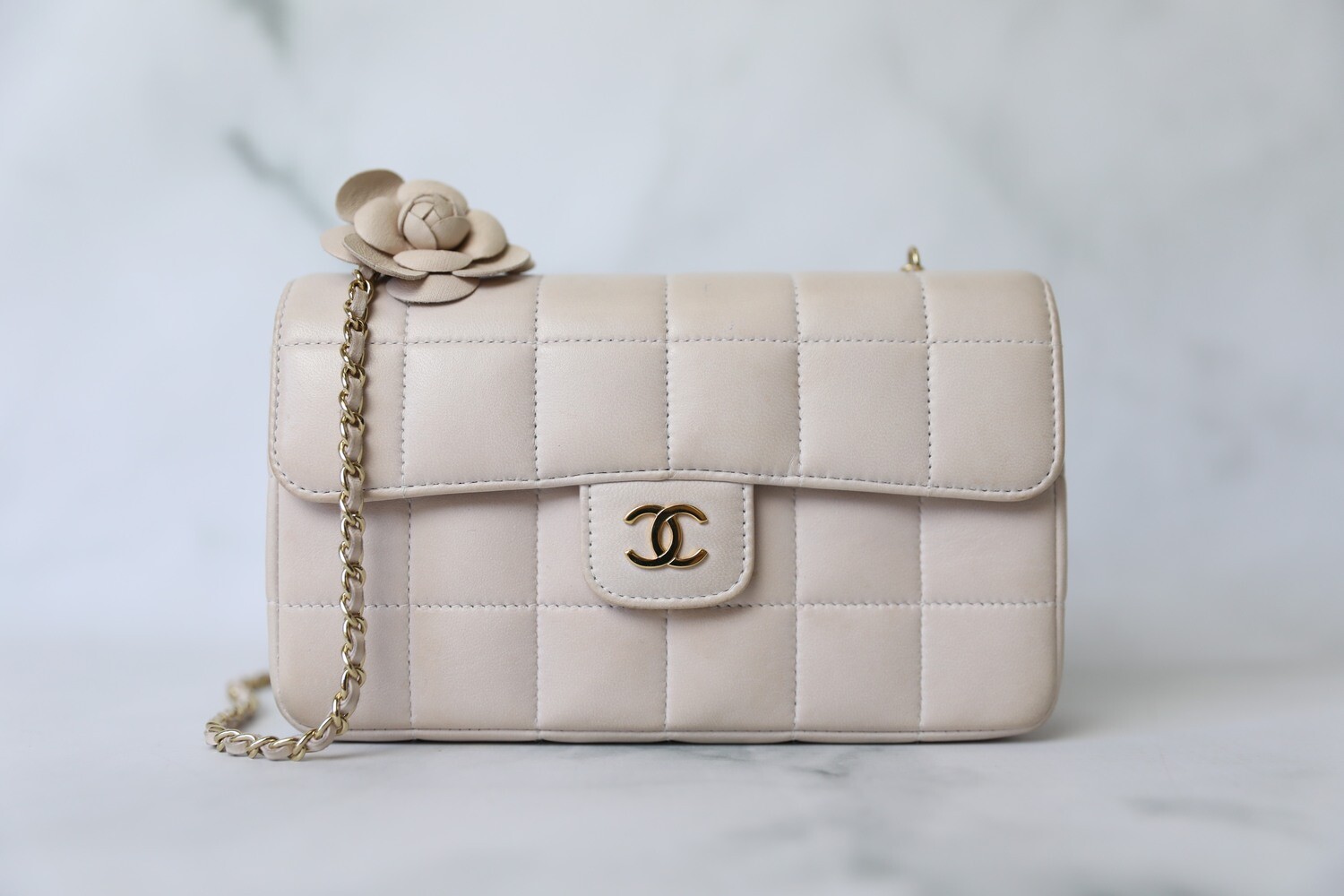 Chanel Vintage Camellia Square Quilted Mini Flap, Light Beige Lambskin with Gold Hardware, Preowned in Box Chanel Vintage Camellia Square Quilted Mini Flap, Light Beige Lambskin with Gold Hardware, Preowned in Box