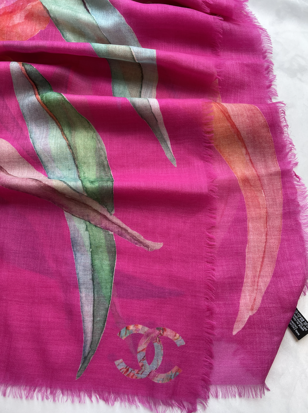 Chanel Scarf Lightweight Cashmere, Floral CC Magenta, New - No Box