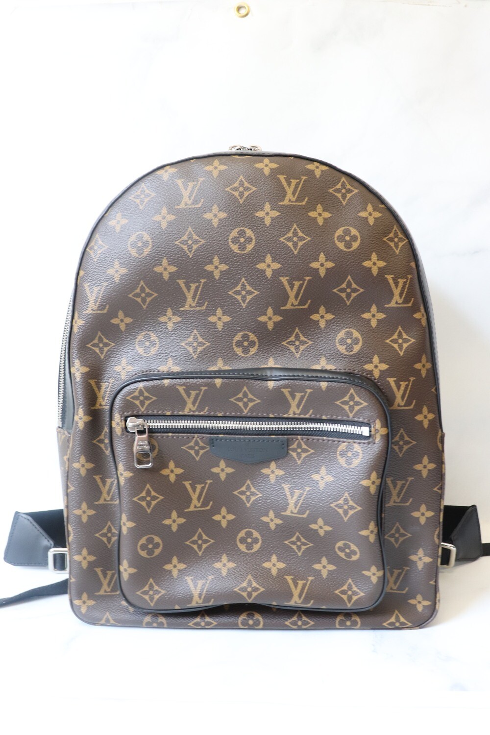 Sarah Tripp Closet Sale Louis Vuitton Josh Backpack, Preowned in Dustbag
