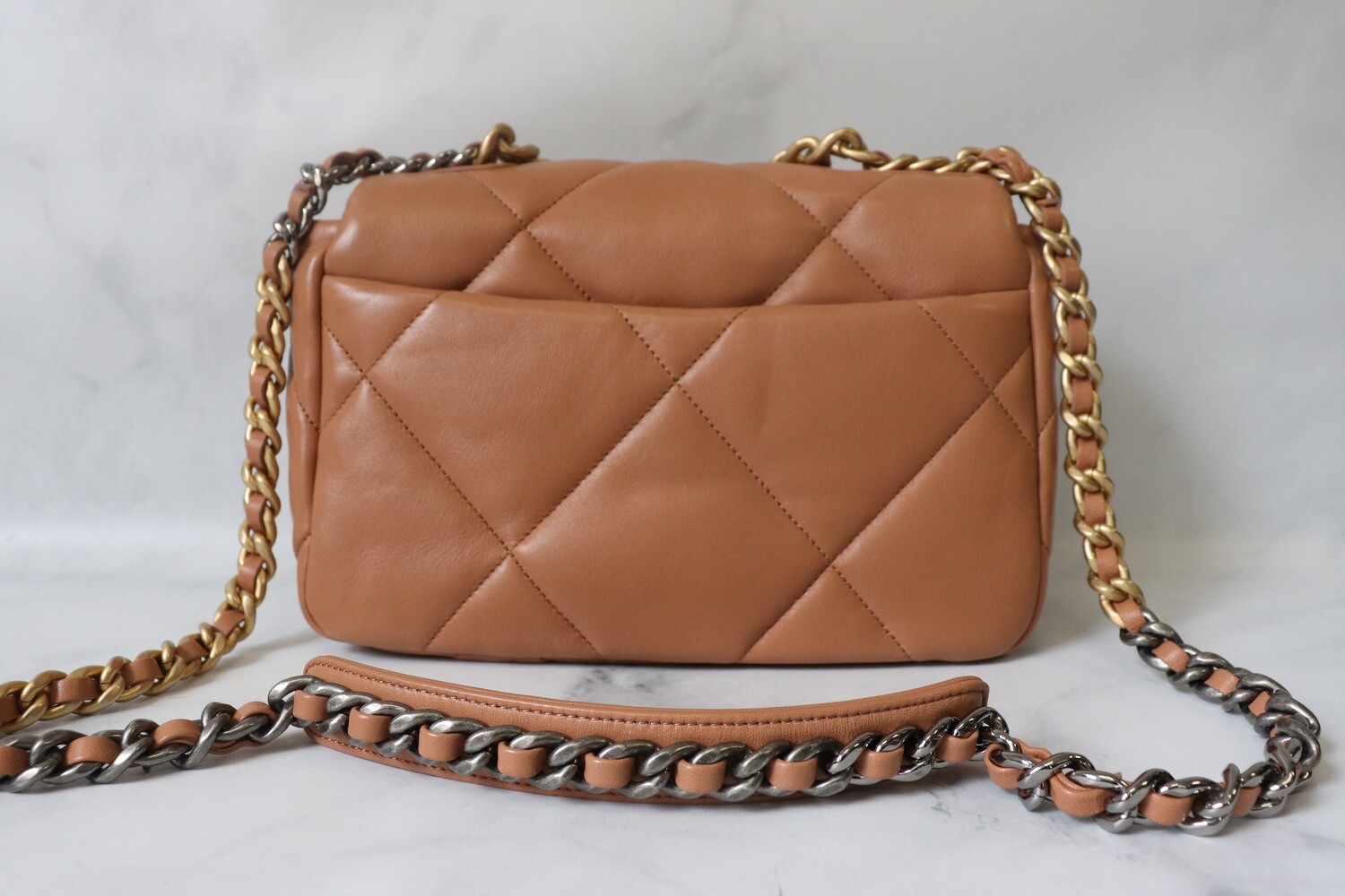Chanel 19 Small, 21p Caramel Lambskin Leather, As New in Box WA001