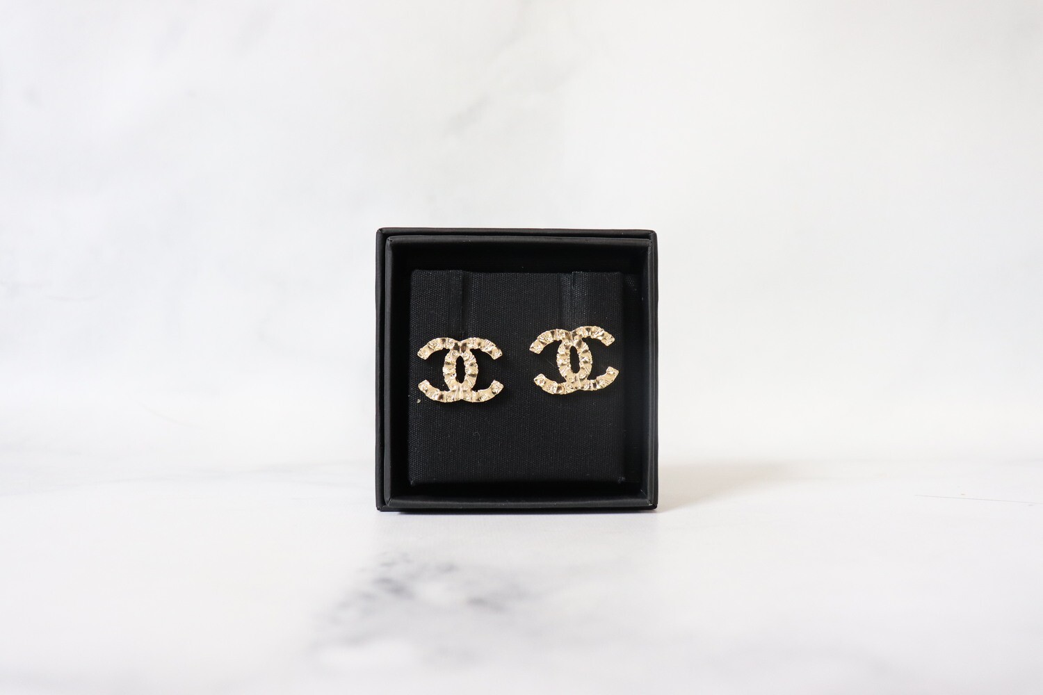 Chanel Earrings 21A Gold Textured CC (No Stone), New in Box