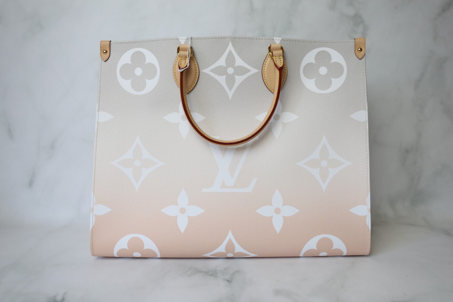 Louis Vuitton By The Pool On the Go GM, Mist Beige Ombre, New in ...
