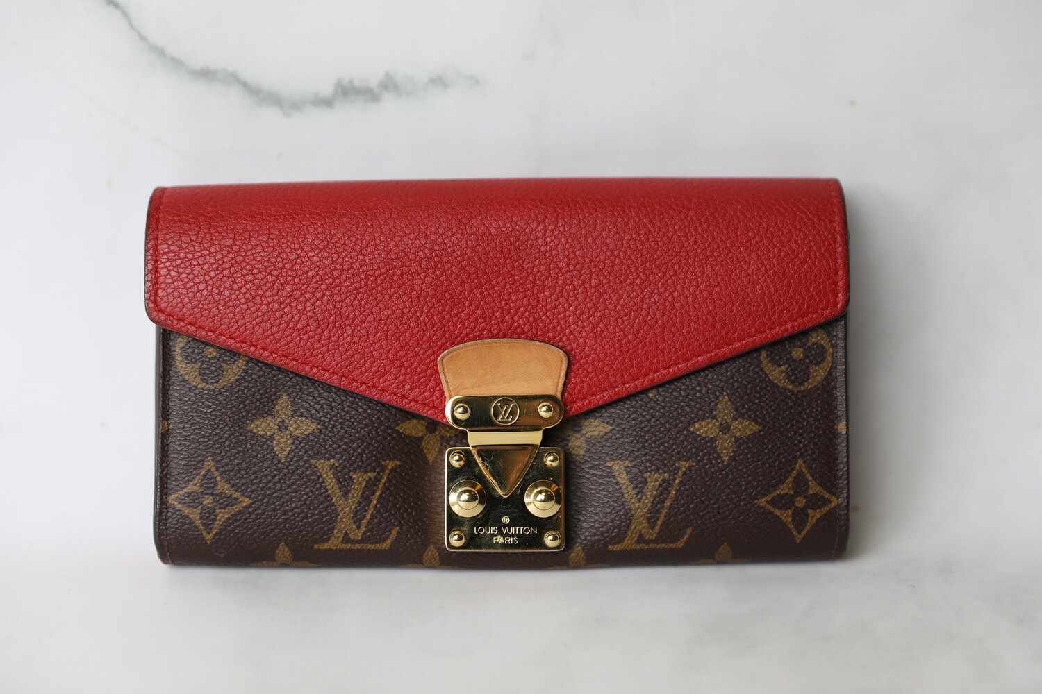 Pallas leather wallet Louis Vuitton Red in Leather - 34876401