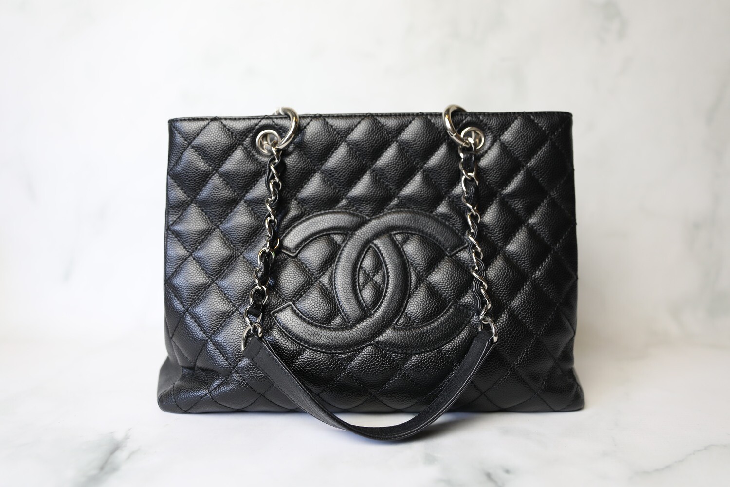 Chanel gst tote 2025