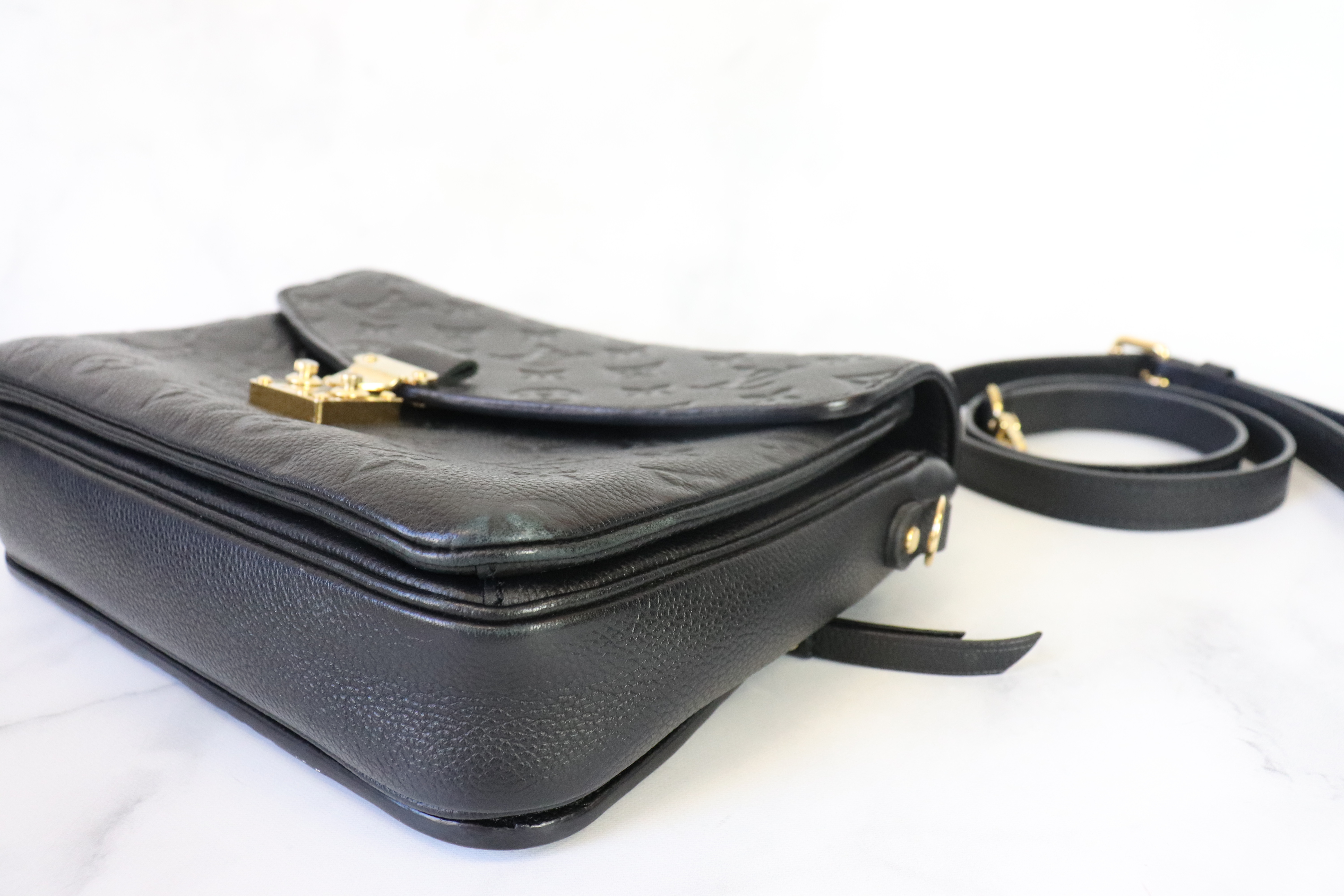 Louis Vuitton Pochette Metis Black Empreinte Leather, Gold Hardware,  Preowned in Dustbag - Julia Rose Boston