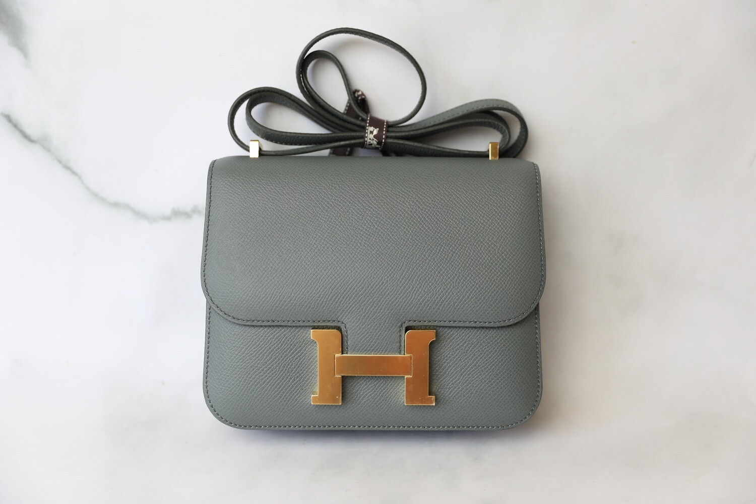 A VERT AMANDE EPSOM LEATHER MINI CONSTANCE 18 WITH GOLD HARDWARE