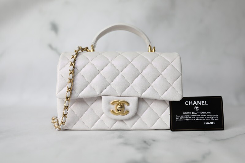 CHANEL ホワイト ミニバッグ Mini Bags - Bags — Fashion | CHANEL