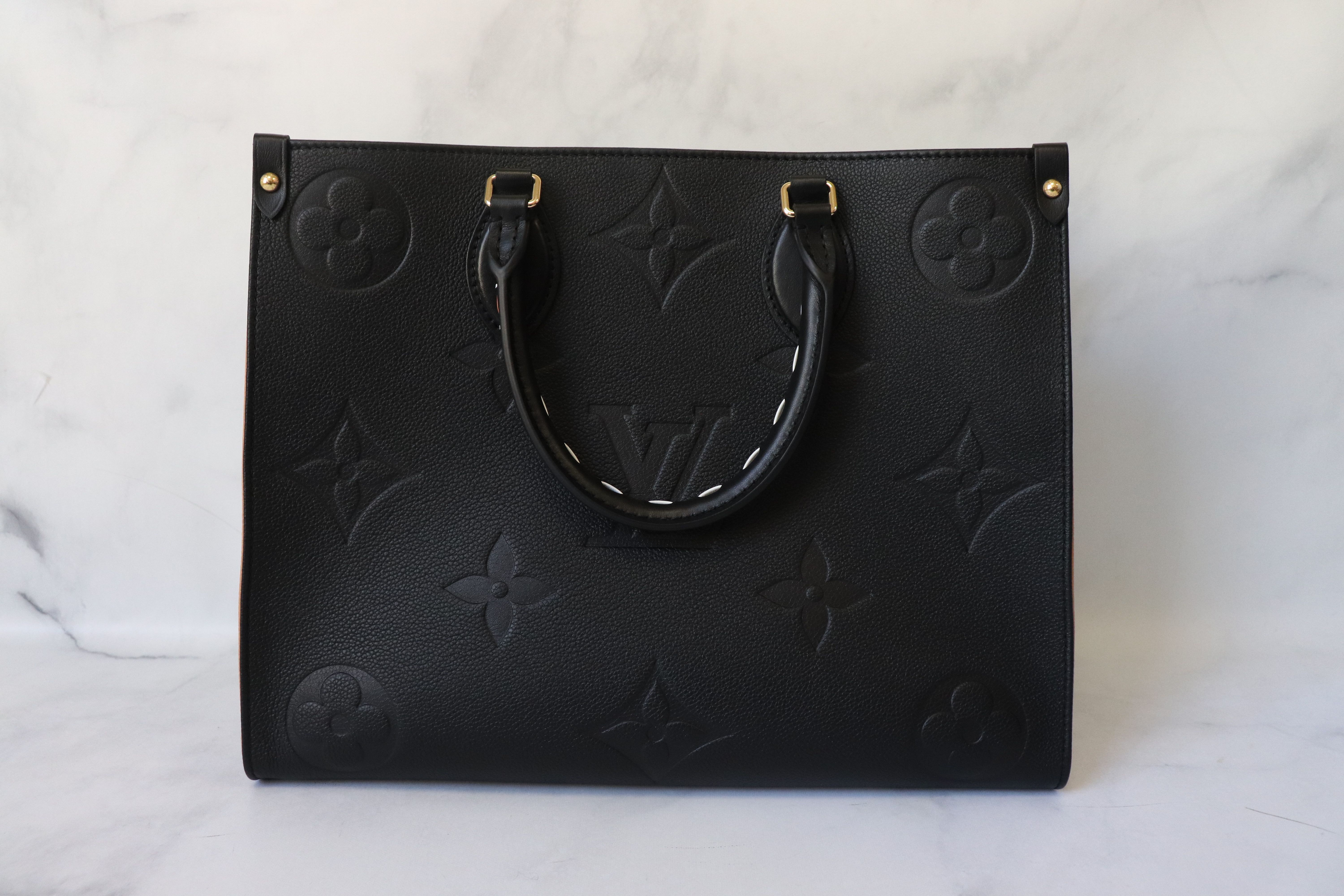 Louis Vuitton On the Go MM, Noir Leather, Wild at Heart Collection, New in  Dustbag - Julia Rose Boston