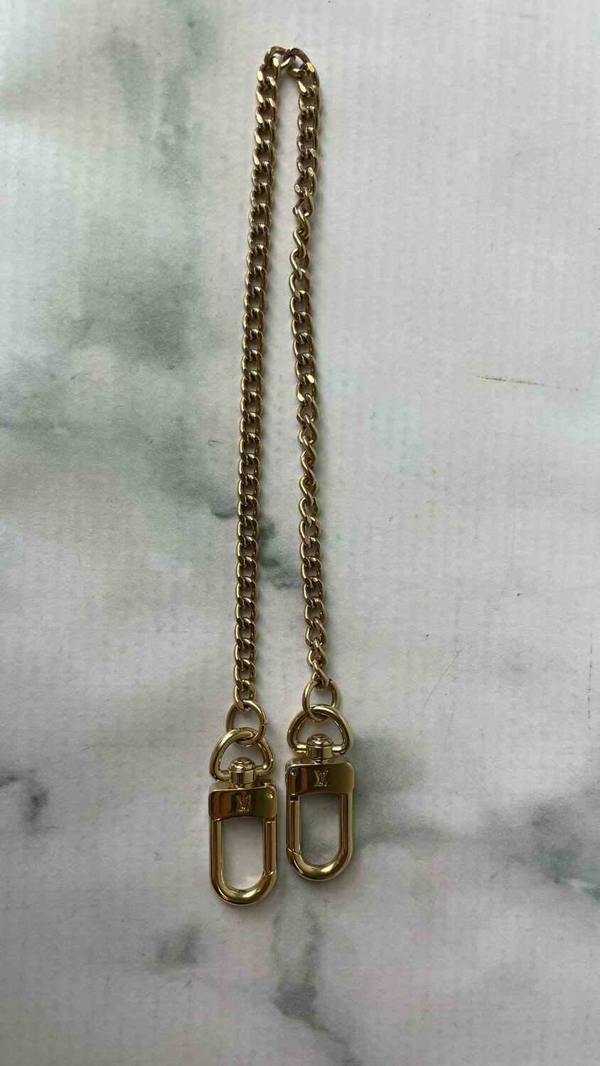 Louis Vuitton Pochette Chain Extender, Gold Tone, Preowned in dustbag WA001