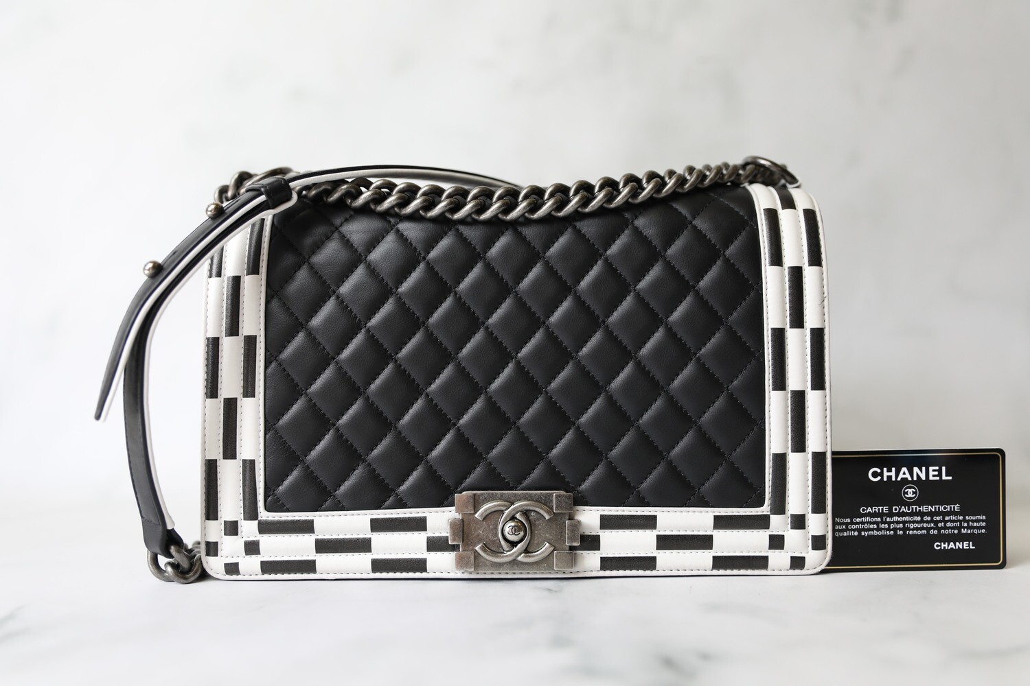 Chanel Boy New Medium, Checkerboard Black and White Calfskin with Ruthenium  Hardware, Preowned in Dustbag WA001